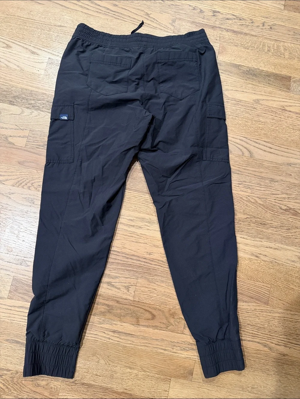 The North Face Black Tech Sheltay Cargo Joggers - Women’s Sz 10 GREAT CONDITION
